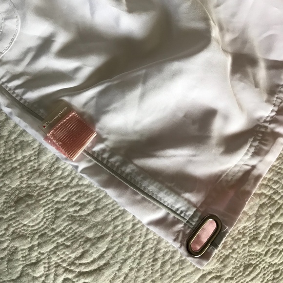 Classic Champion Capri Pants - size Large - Picture 9 of 9